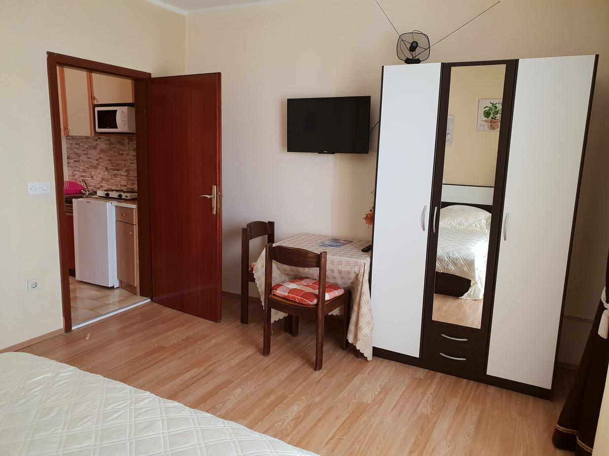 Apartments Branko ซาดาร์ ภายนอก รูปภาพ